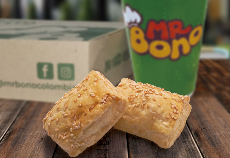 Pastelito Pollo Mini y bebida